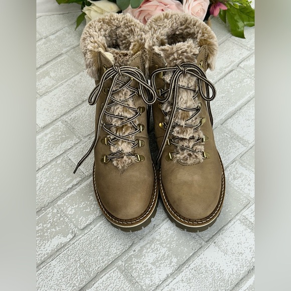 Avellini Shoes - Cozy Brown Winter Boots with Faux Fur by [Brand]